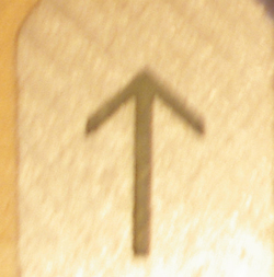 Rune TIWAZ
